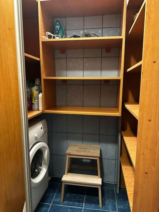 Appartamento Studio Cozy Piata Victoriei Bucarest Esterno foto